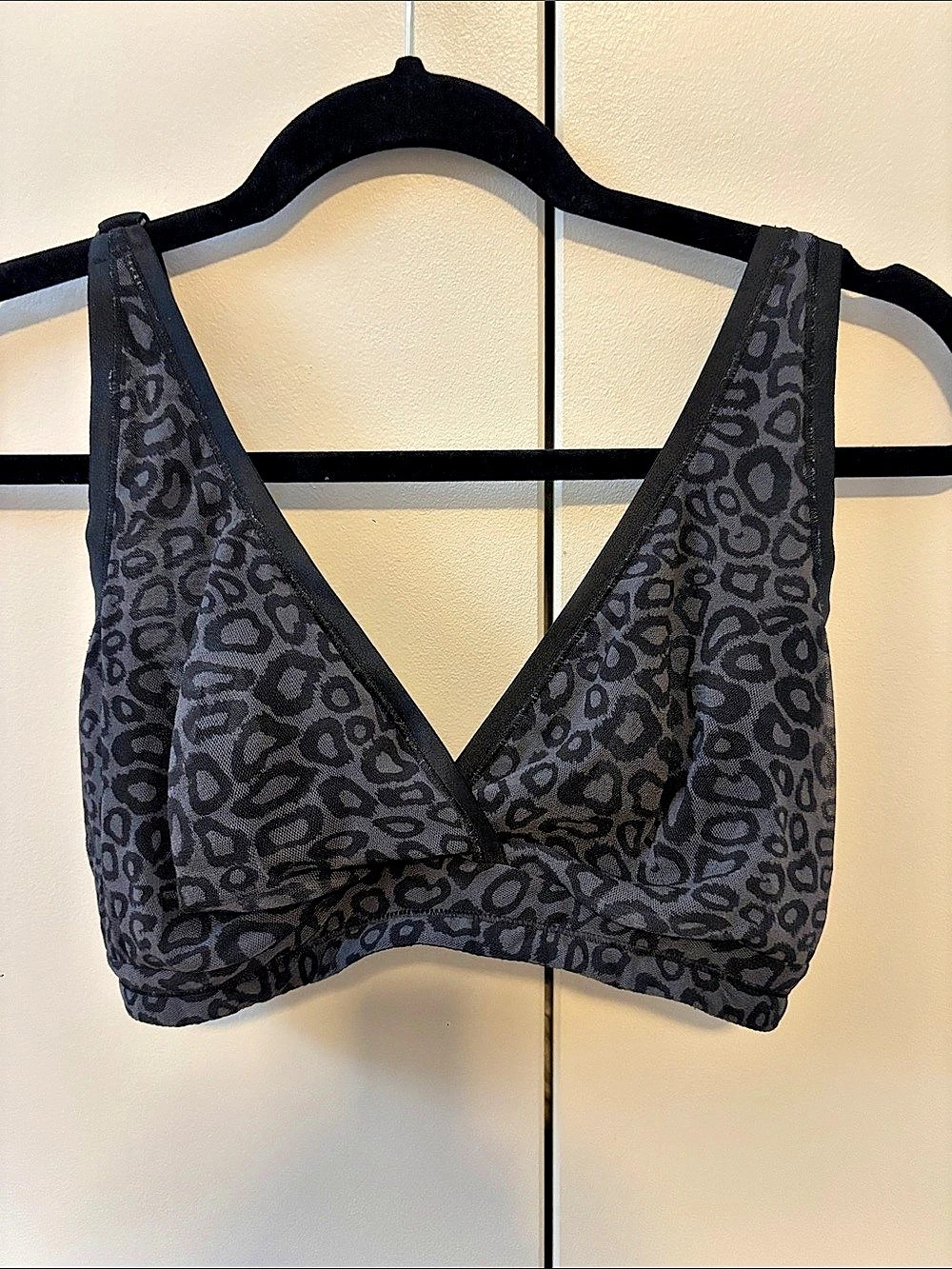 Cosabella Soire Confidence Printed Curvy Bralette:  grey leopard pattern. M